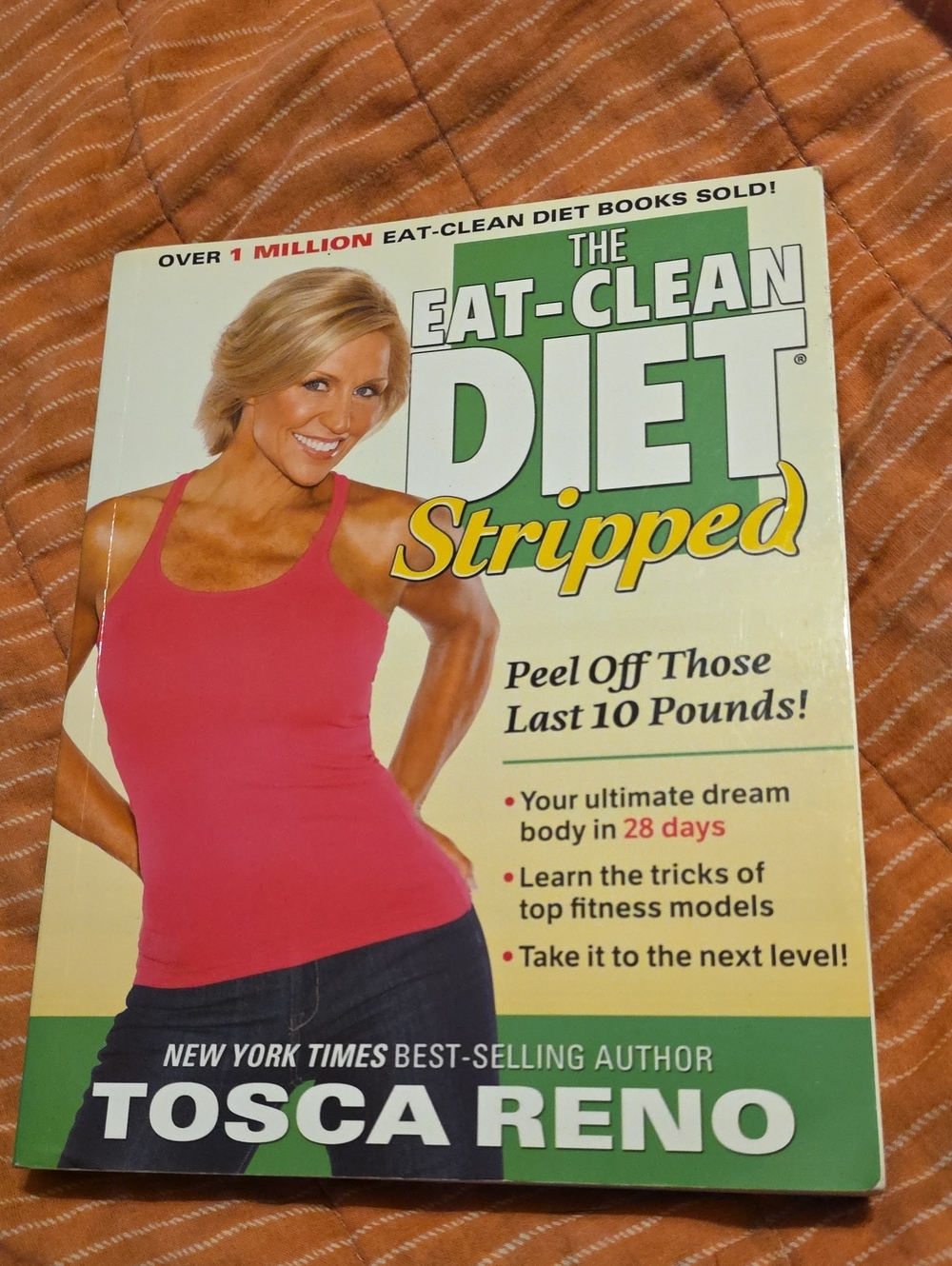 The Eat-Clean Diet Stripped by - Pink Cover